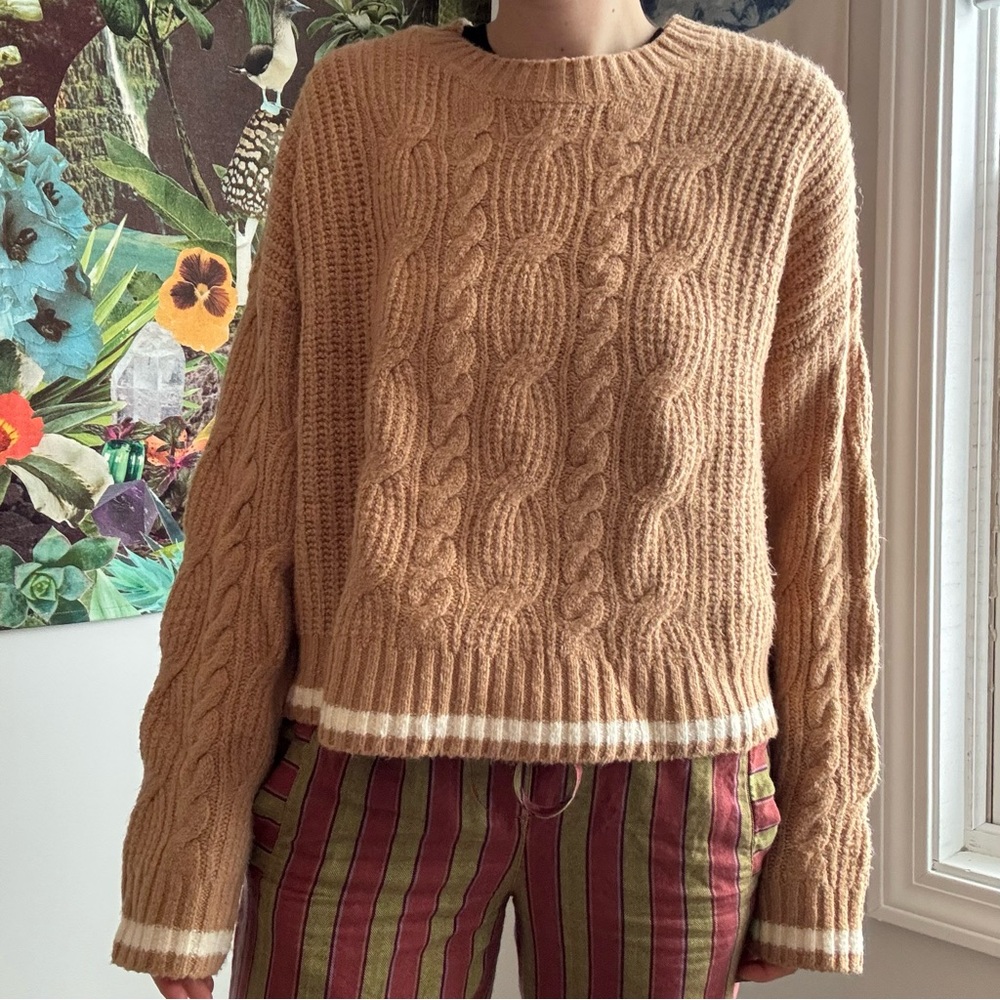 American Eagle Beige Knit Sweater With Cream Trim